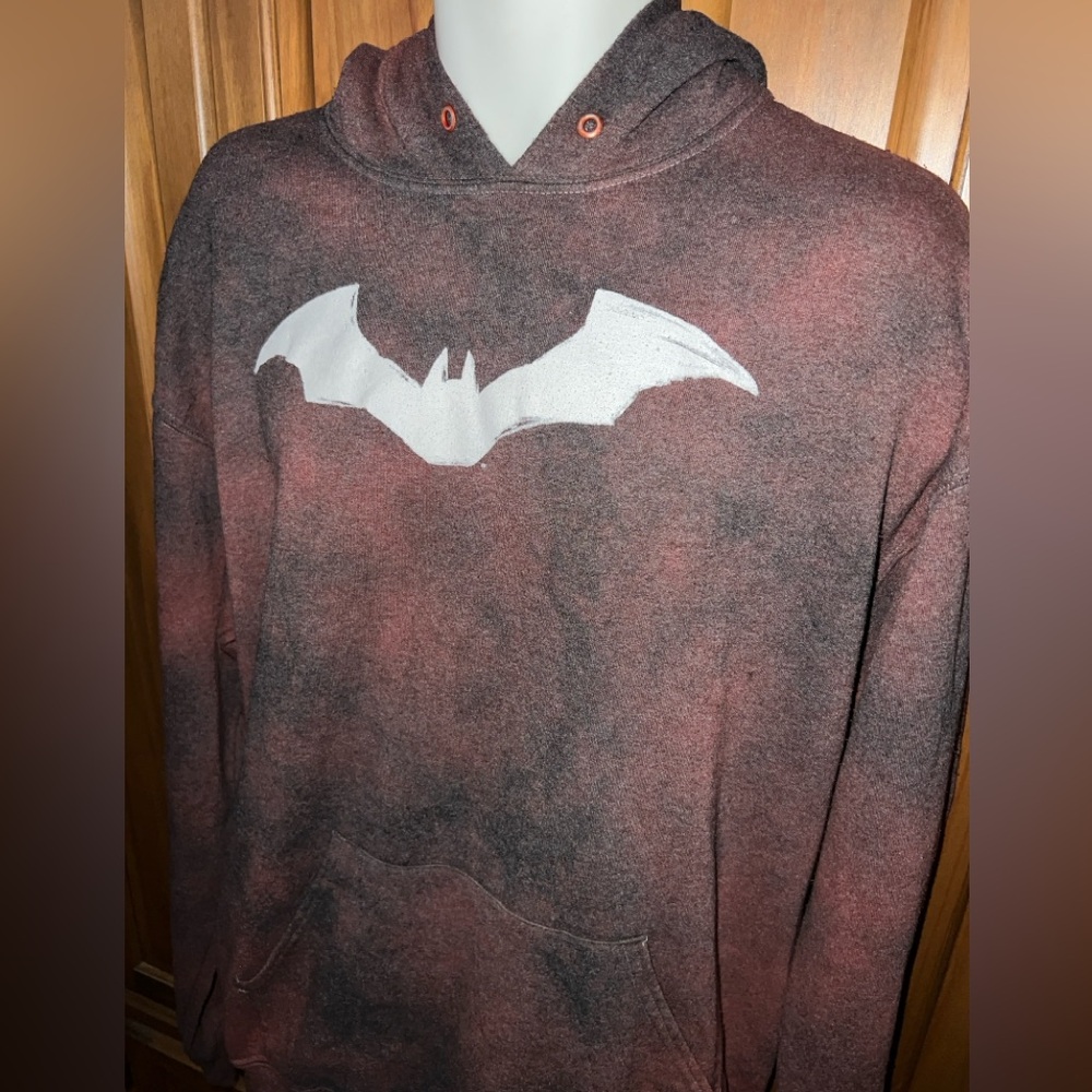 Batman - Picture 2 of 6